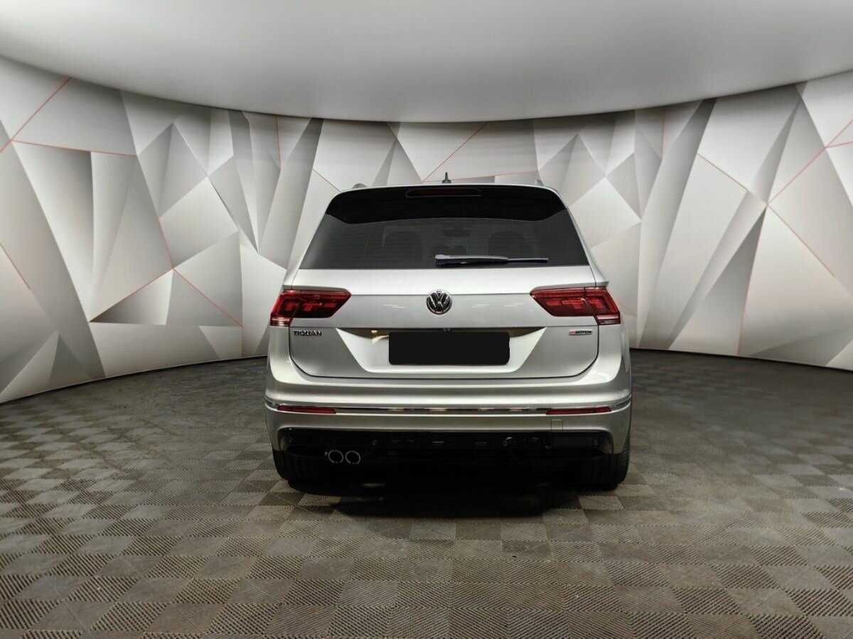 Купить Volkswagen Tiguan с пробегом. Фото: #5
