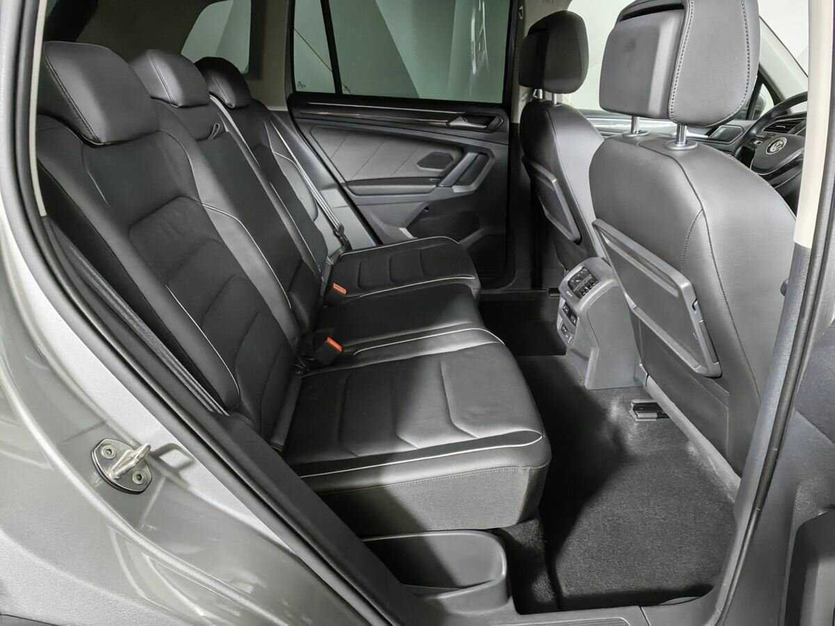 Купить Volkswagen Tiguan с пробегом. Фото: #9