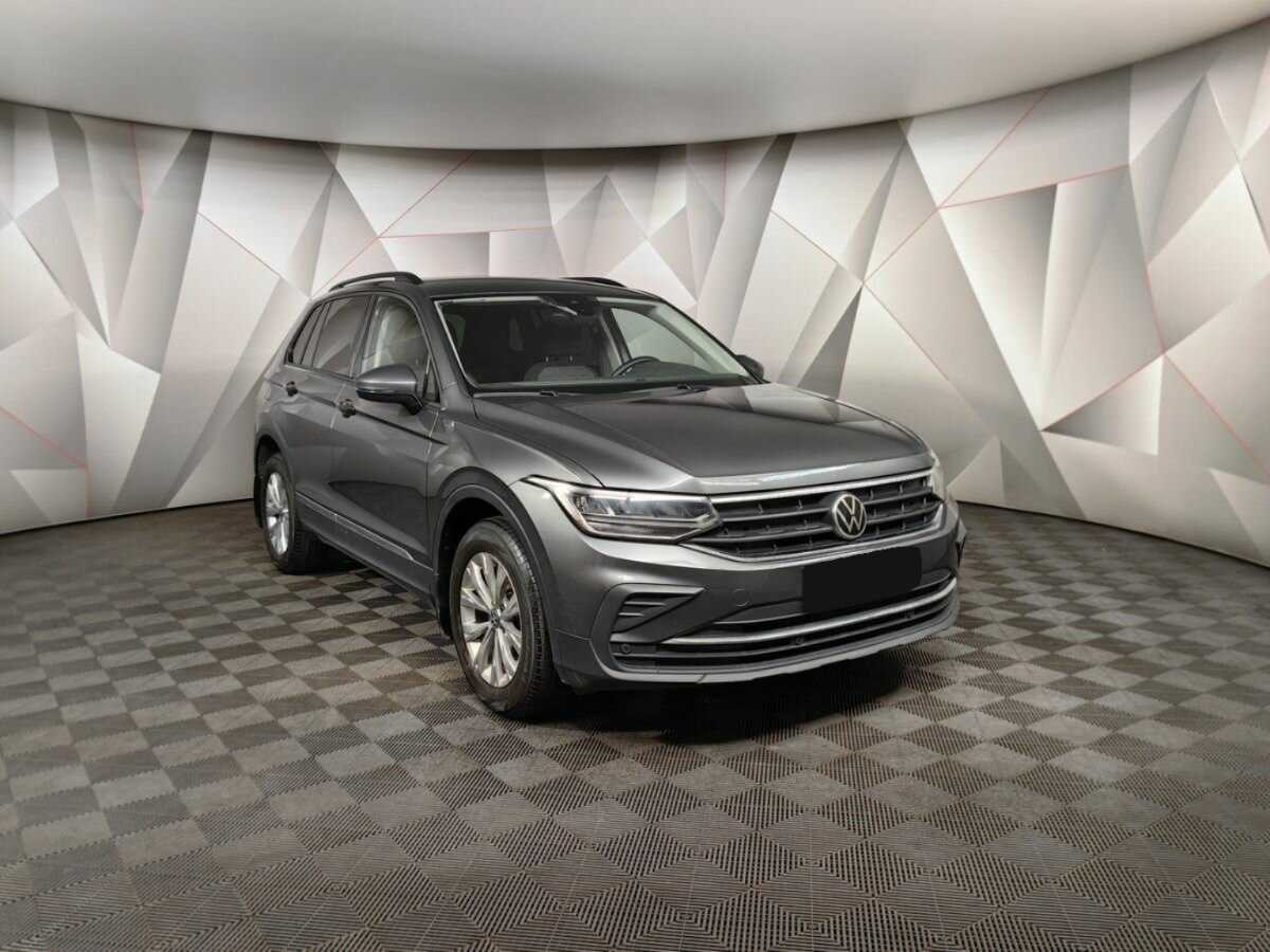 Купить Volkswagen Tiguan с пробегом. Фото: #2