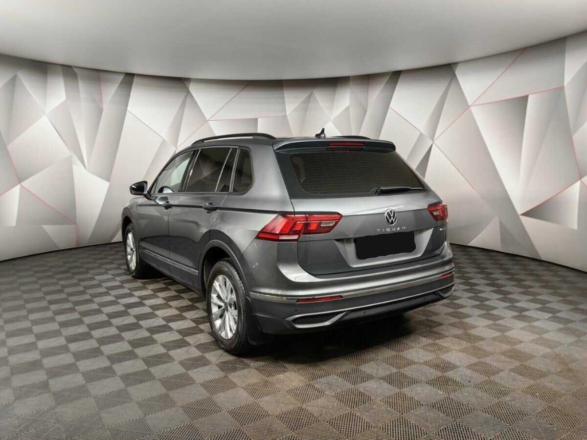 Купить Volkswagen Tiguan с пробегом. Фото: #3