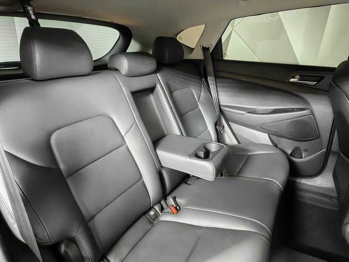 Купить Hyundai Tucson с пробегом. Фото: #12