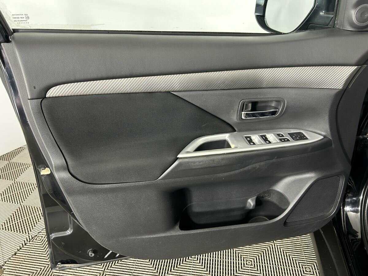 Продажа Б/У Митсубиши Оутлэндер. Фото: #6