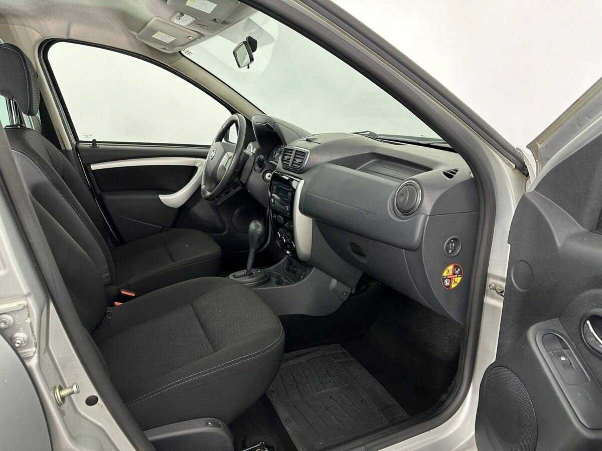 Купить Nissan Terrano с пробегом. Фото: #13