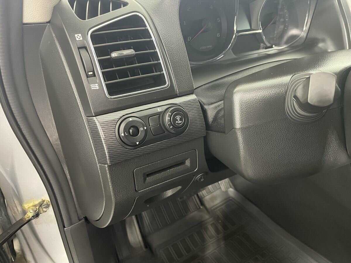 Купить Chevrolet Captiva с пробегом. Фото: #8