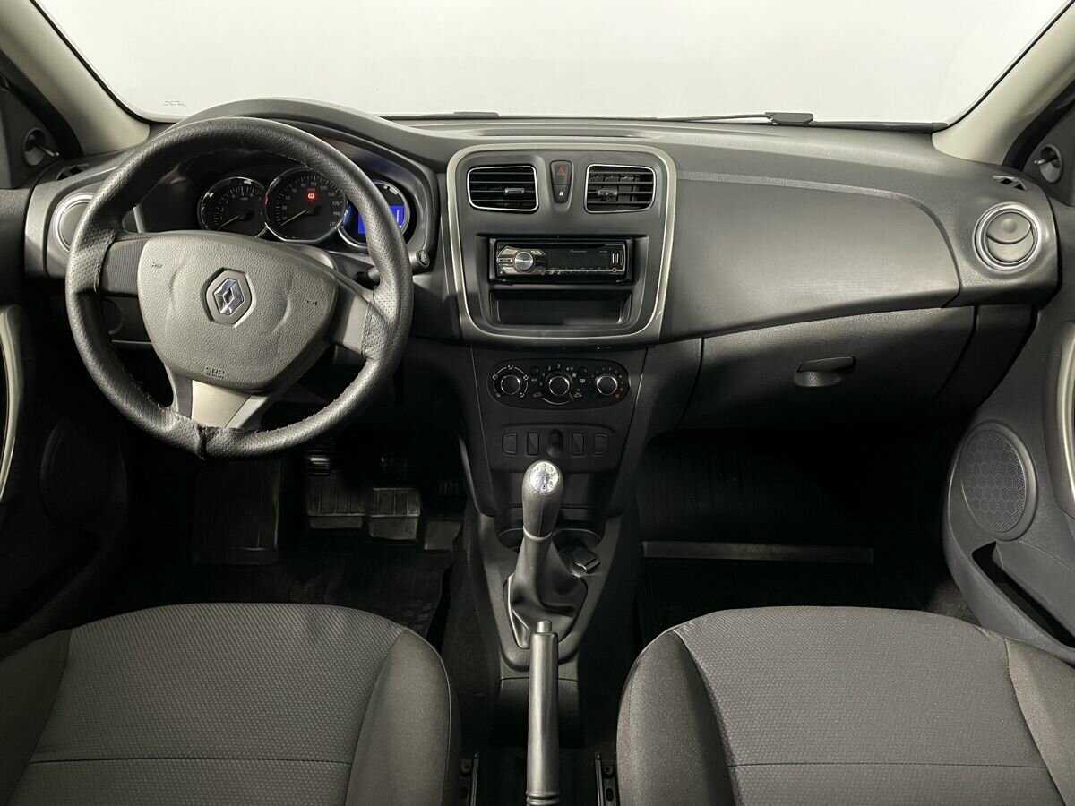 Купить Renault Logan с пробегом. Фото: #6