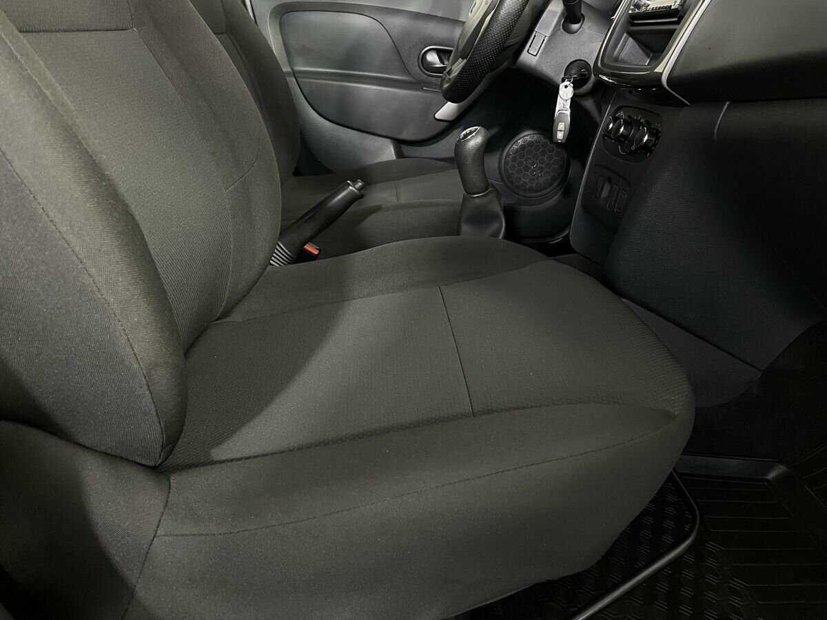 Купить Renault Logan с пробегом. Фото: #13