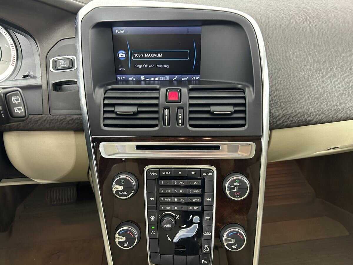 Продажа Б/У Вольво ИксЦ60. Фото: #11