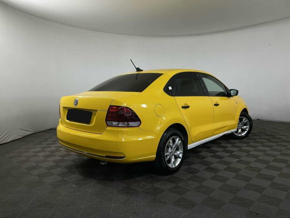 Купить Volkswagen Polo с пробегом. Фото: #5