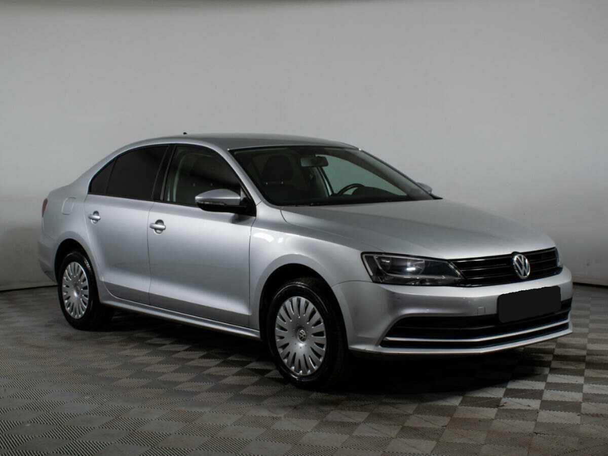 Купить Volkswagen Jetta с пробегом. Фото: #2