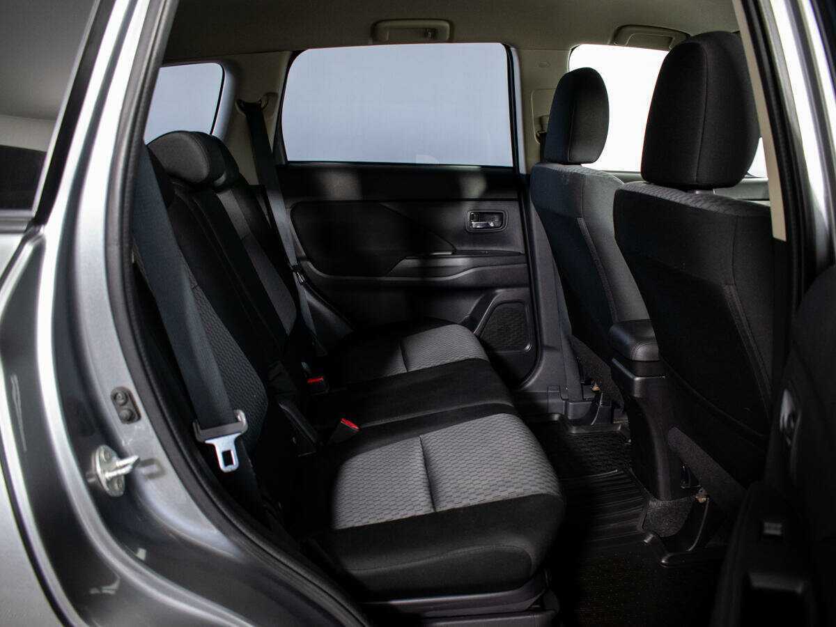 Продажа Б/У Митсубиши Оутлэндер. Фото: #6