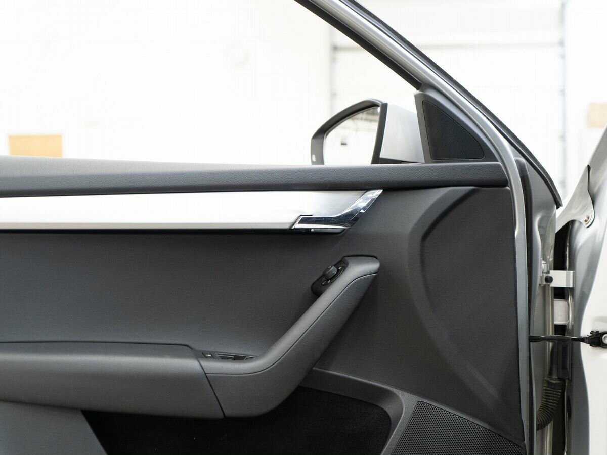 Купить Skoda Octavia с пробегом. Фото: #14