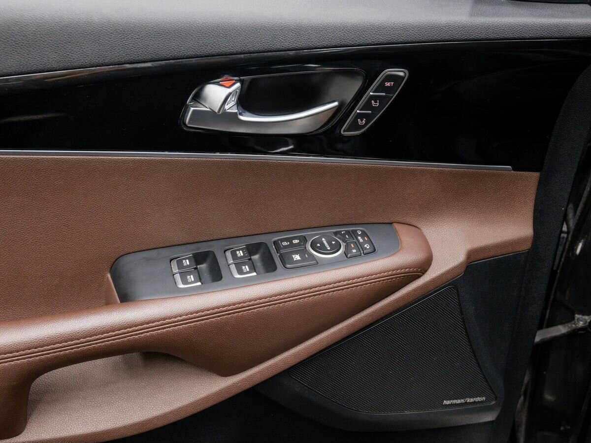 Купить Kia Sorento с пробегом. Фото: #16