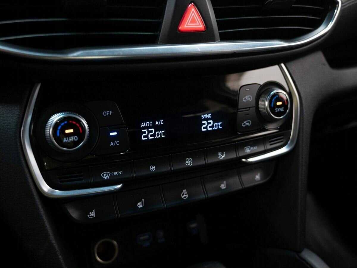 Купить Hyundai Santa Fe с пробегом. Фото: #20
