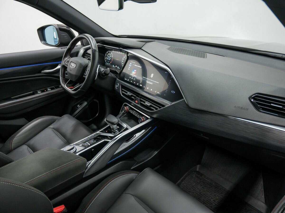 Купить Geely Tugella с пробегом. Фото: #6