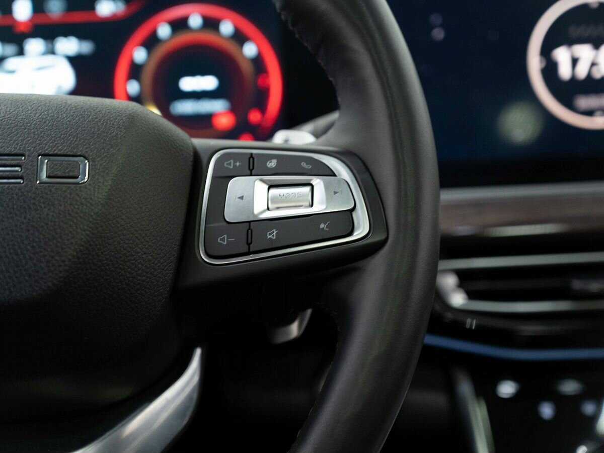 Купить EXEED VX с пробегом. Фото: #12