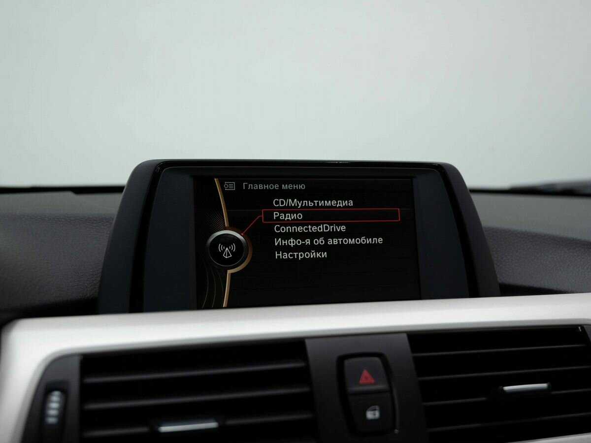 Купить BMW 3 серии с пробегом. Фото: #17