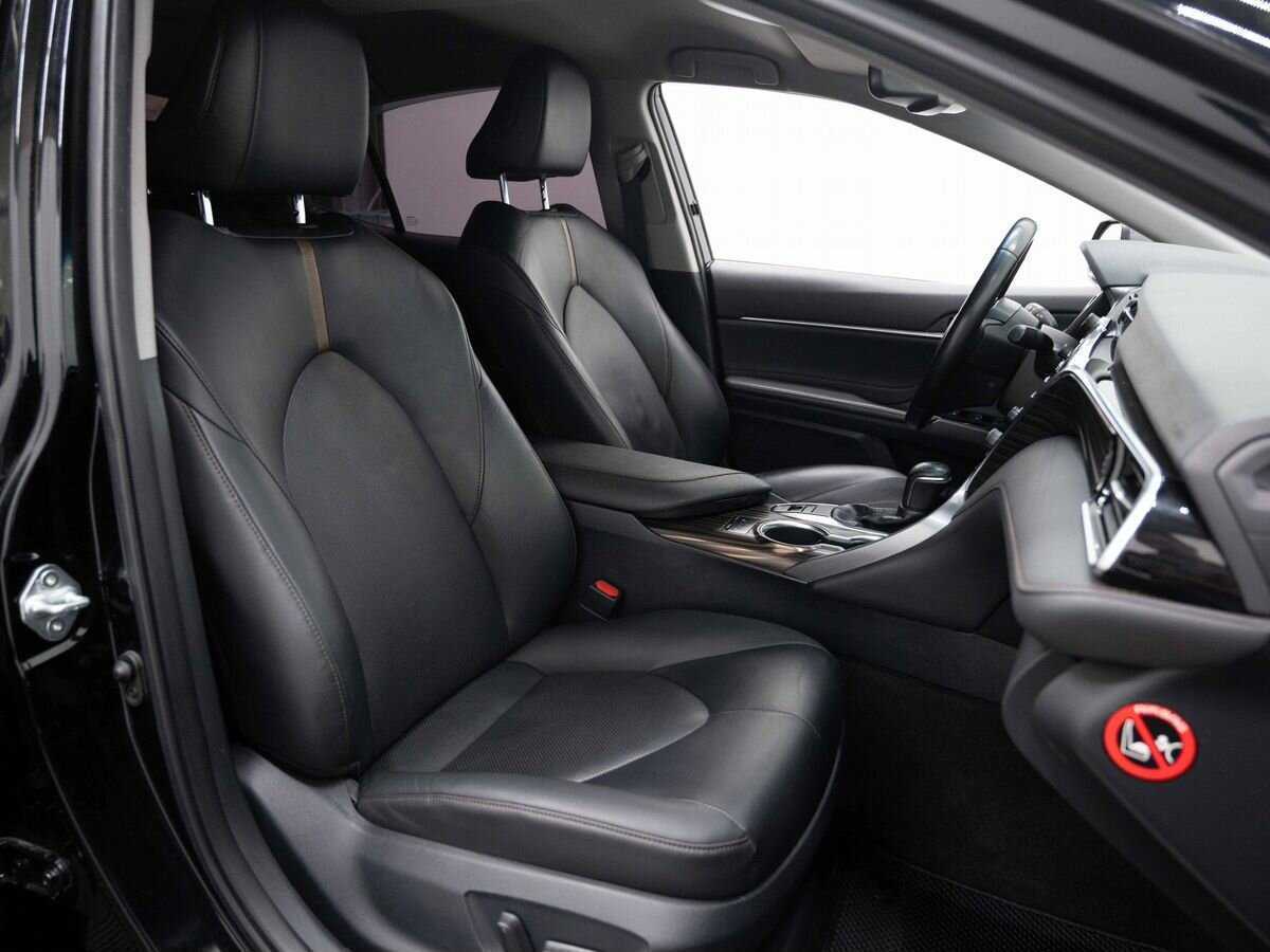 Купить Toyota Camry с пробегом. Фото: #11