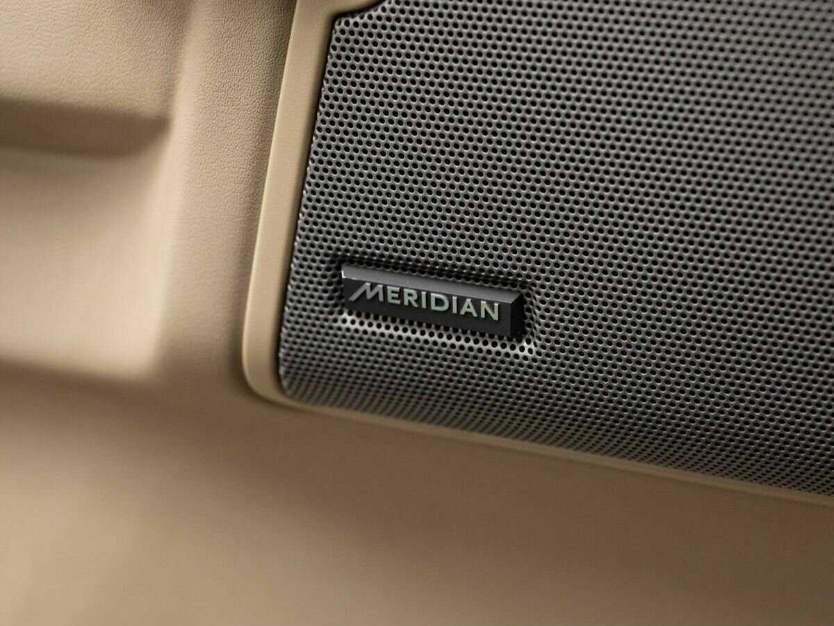 Купить Land Rover Discovery с пробегом. Фото: #24