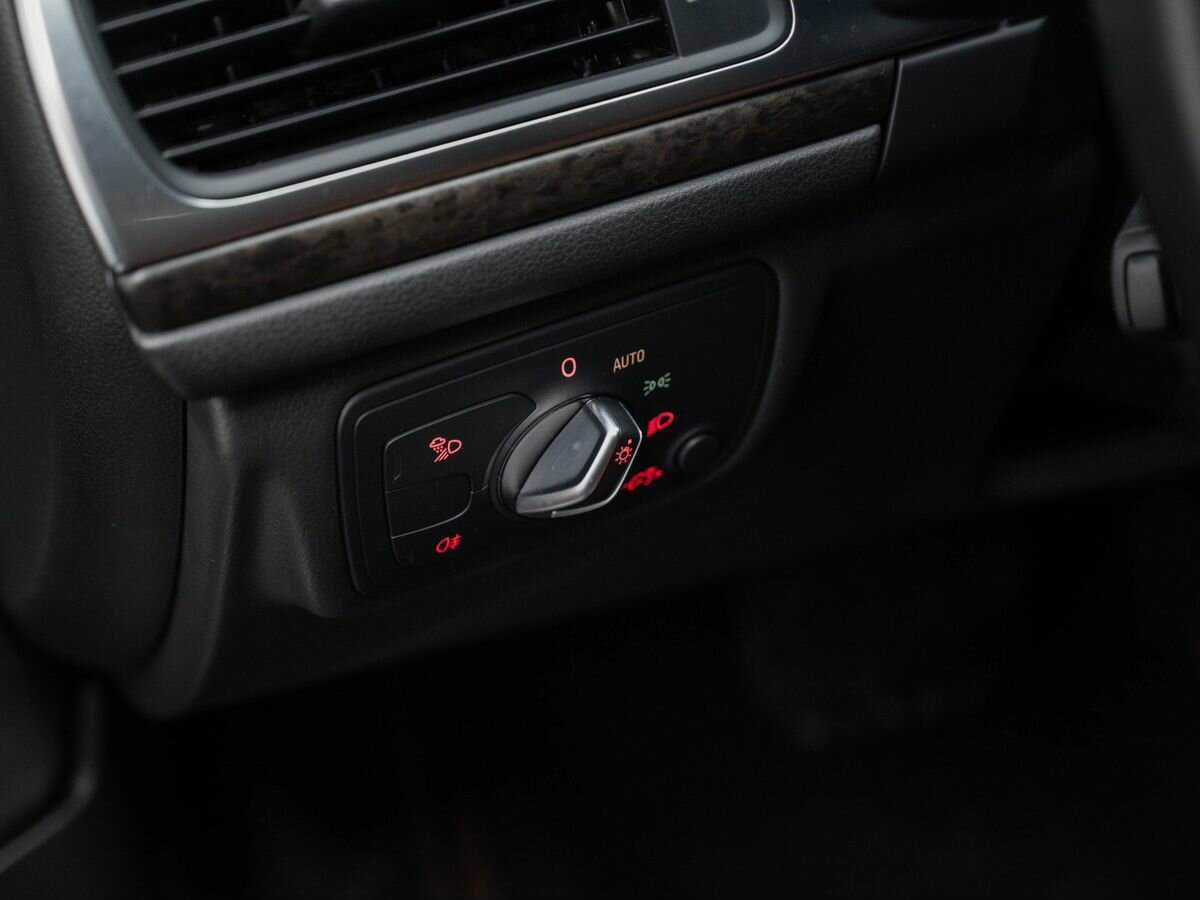 Купить Audi A6 с пробегом. Фото: #18