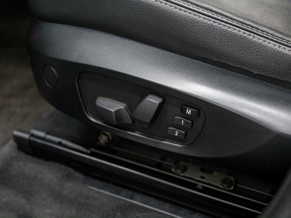 Купить BMW X3 с пробегом. Фото: #16