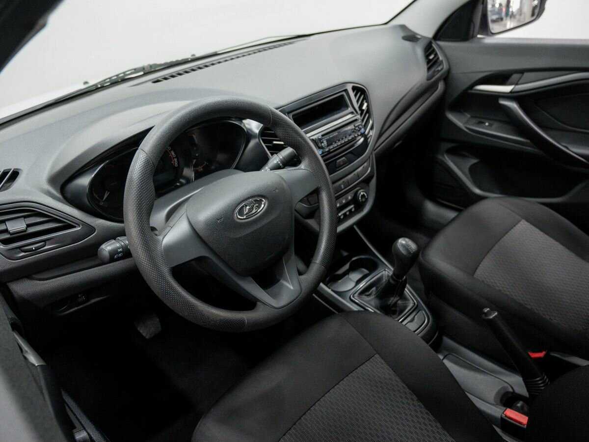 Купить Lada (ВАЗ) Vesta с пробегом. Фото: #12