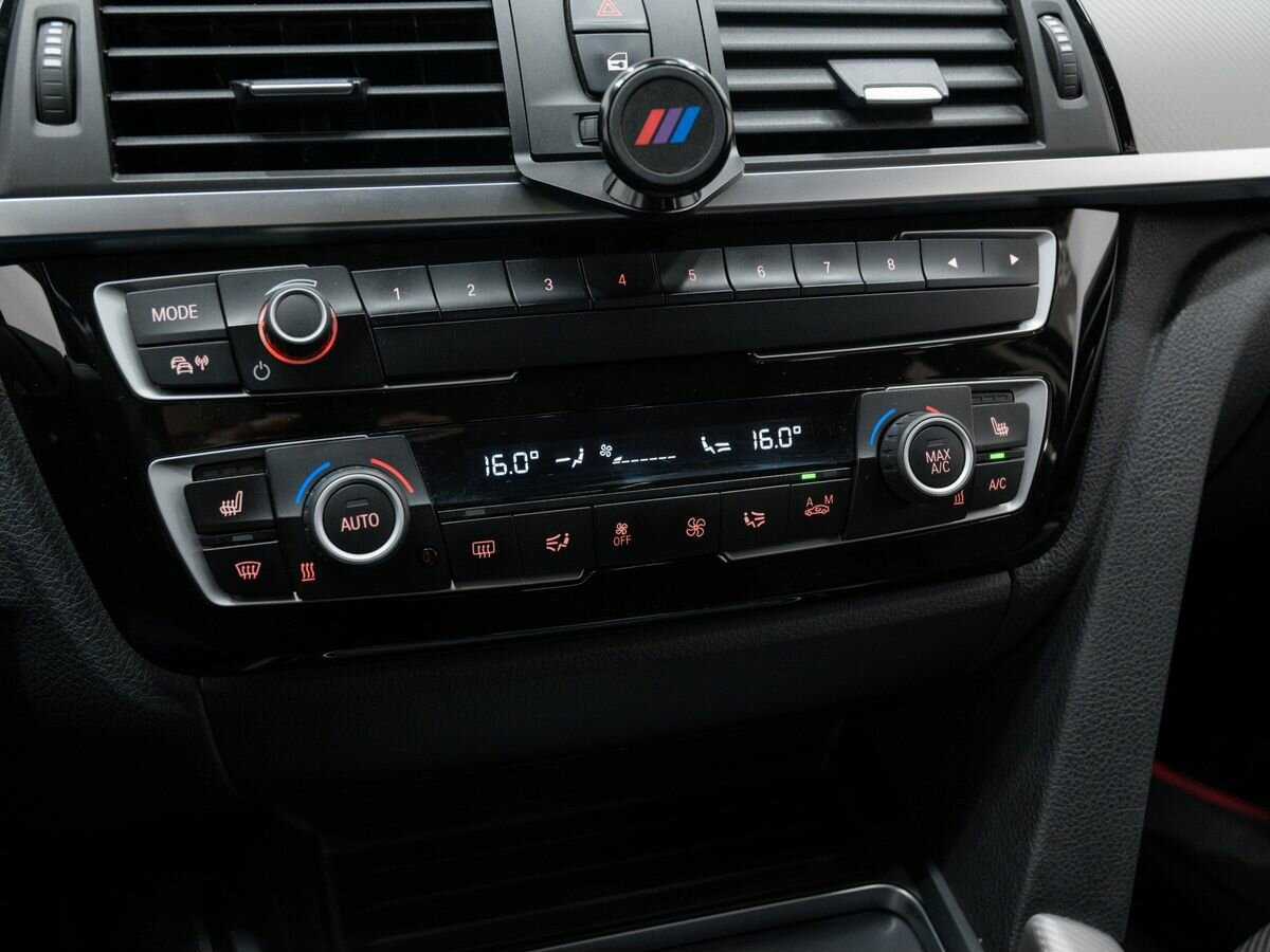 Купить BMW 3 серии с пробегом. Фото: #18