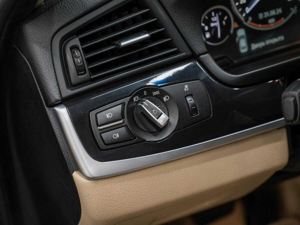 Купить BMW 5 серии с пробегом. Фото: #15