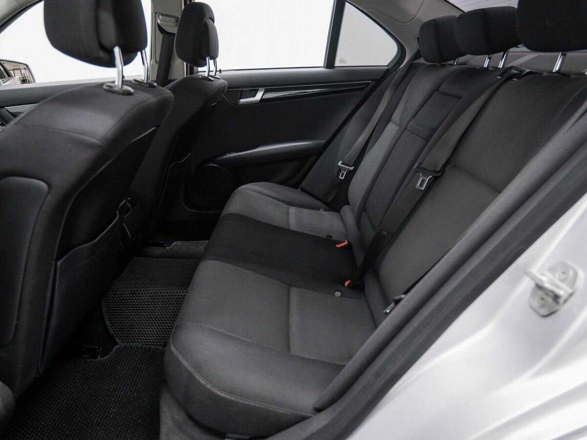 Купить Mercedes-Benz C-Класс с пробегом. Фото: #11