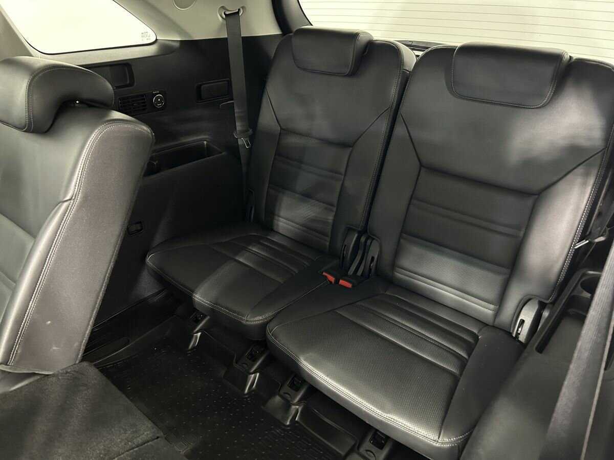Купить Kia Sorento с пробегом. Фото: #17