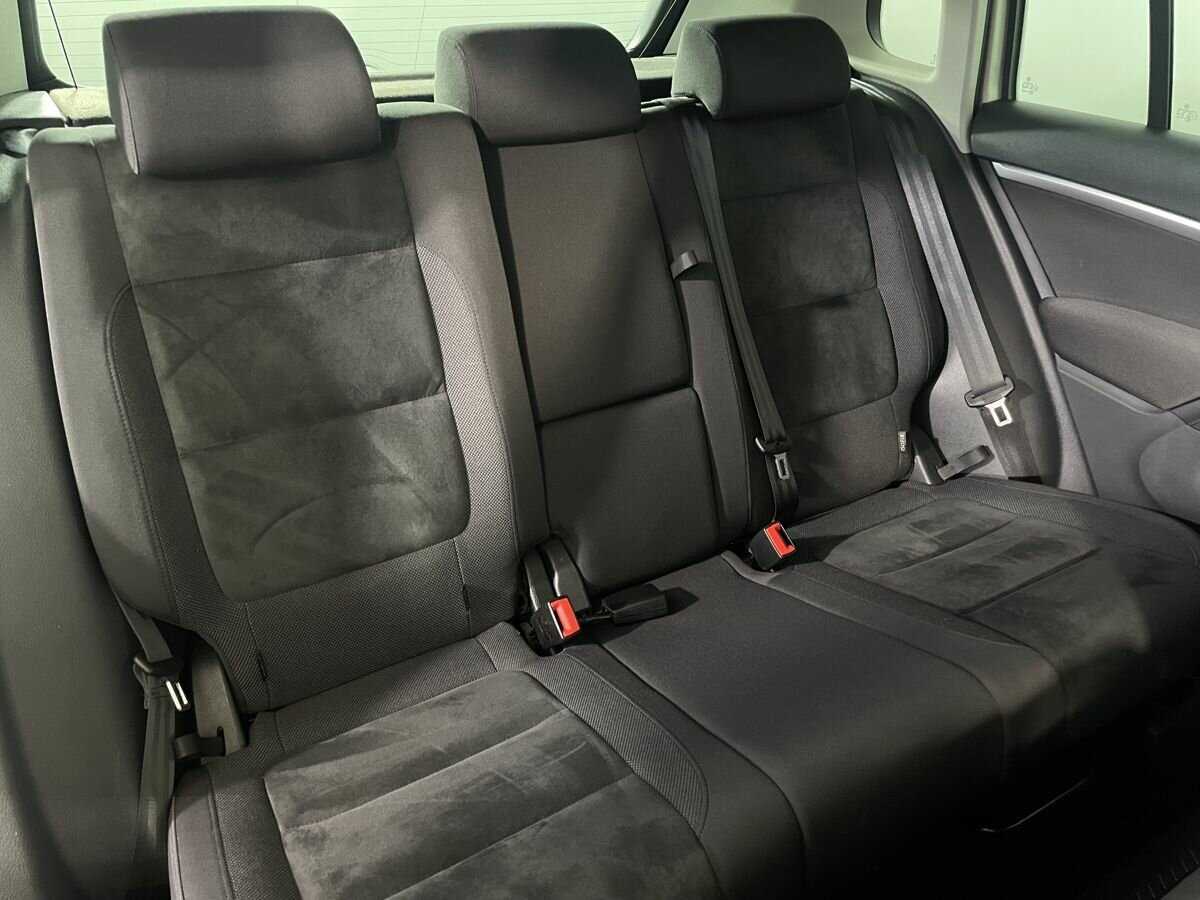 Купить Volkswagen Tiguan с пробегом. Фото: #14