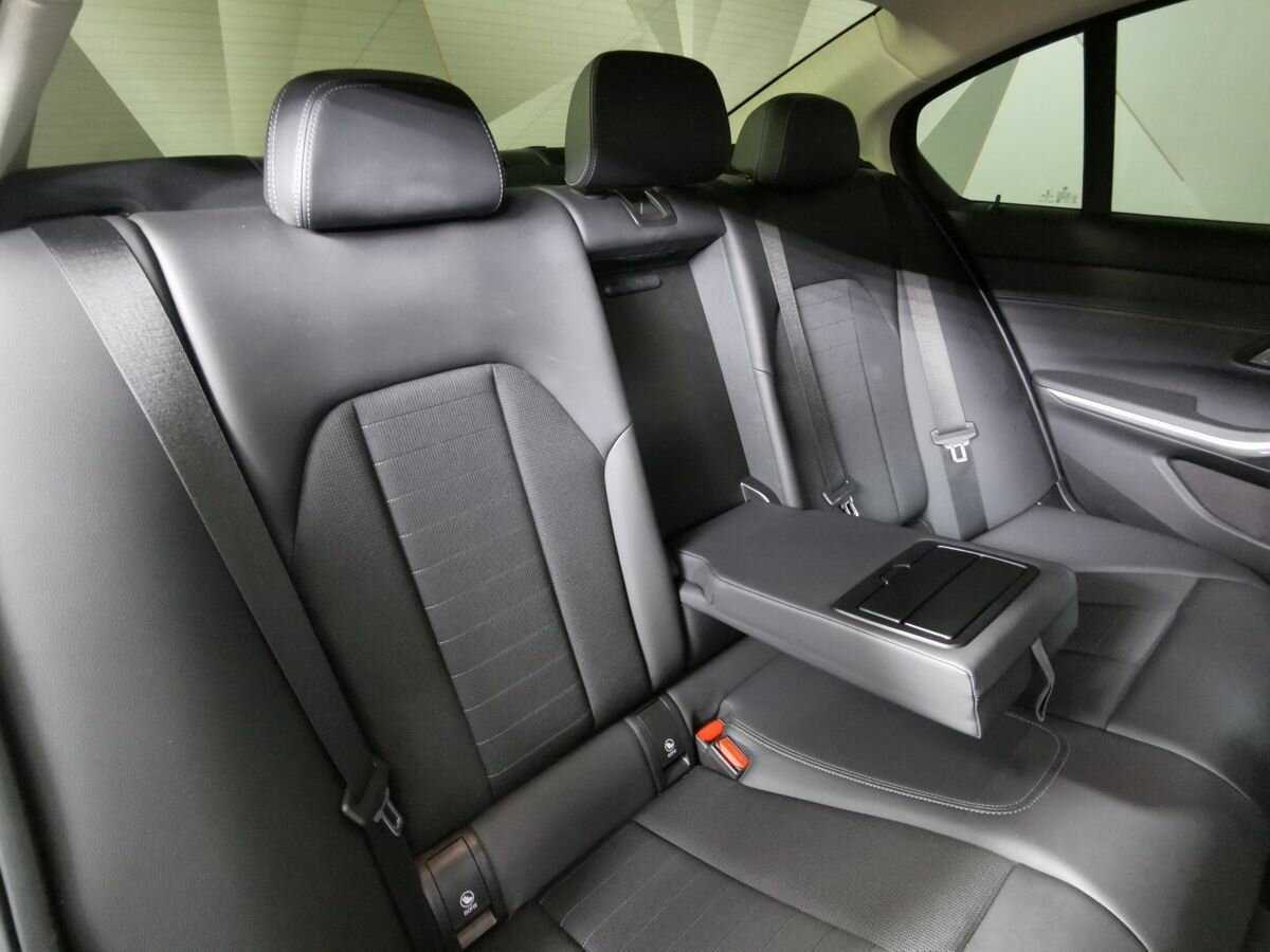 Купить BMW 3 серии с пробегом. Фото: #12