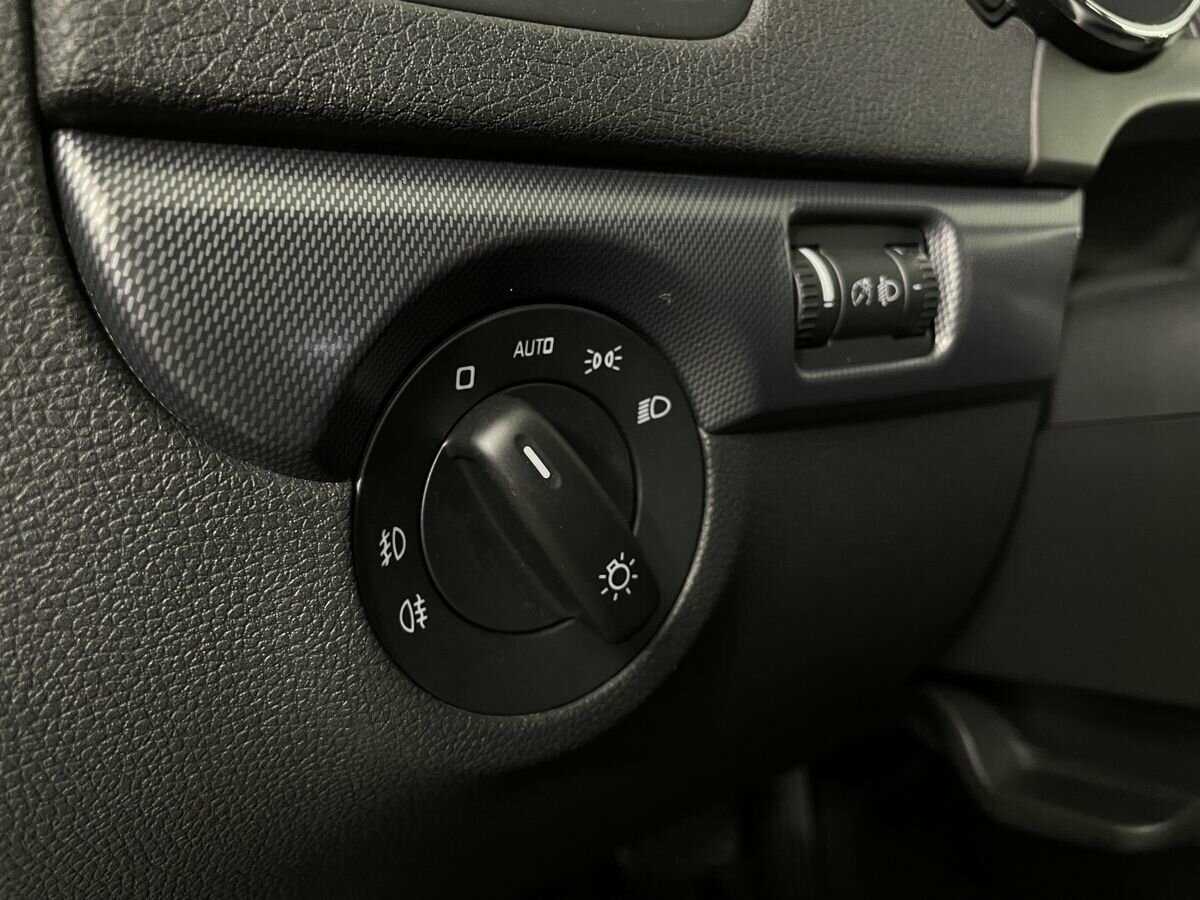 Купить Skoda Yeti с пробегом. Фото: #8