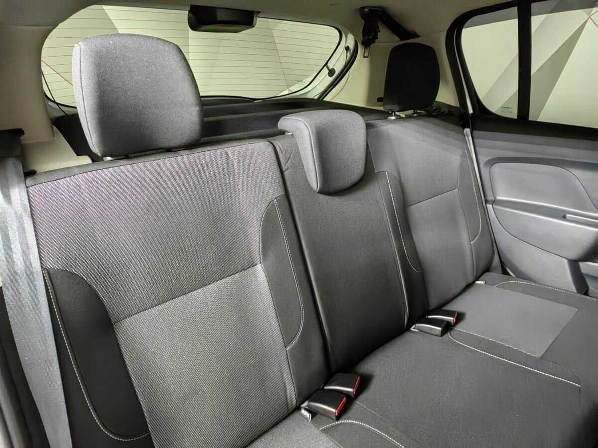 Купить Renault Sandero с пробегом. Фото: #12