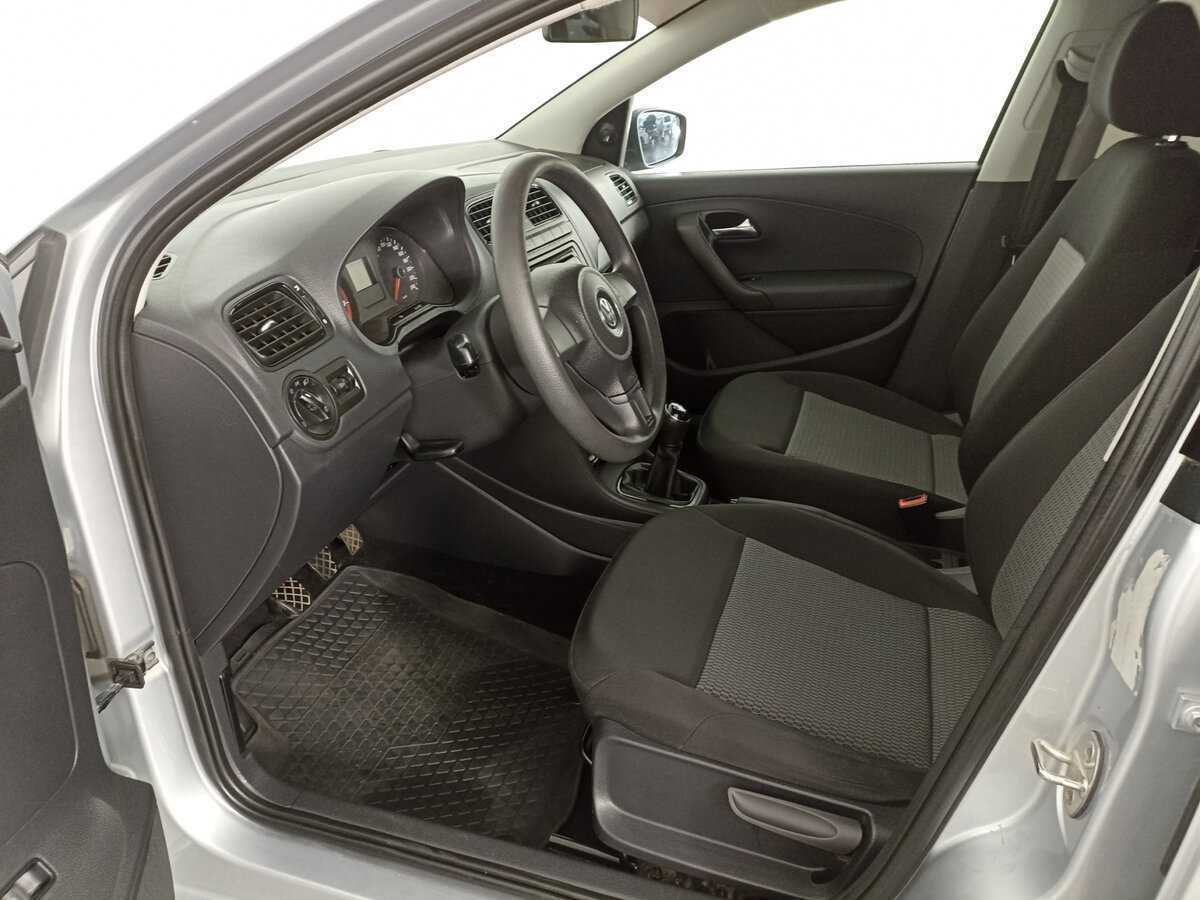 Купить Volkswagen Polo с пробегом. Фото: #13