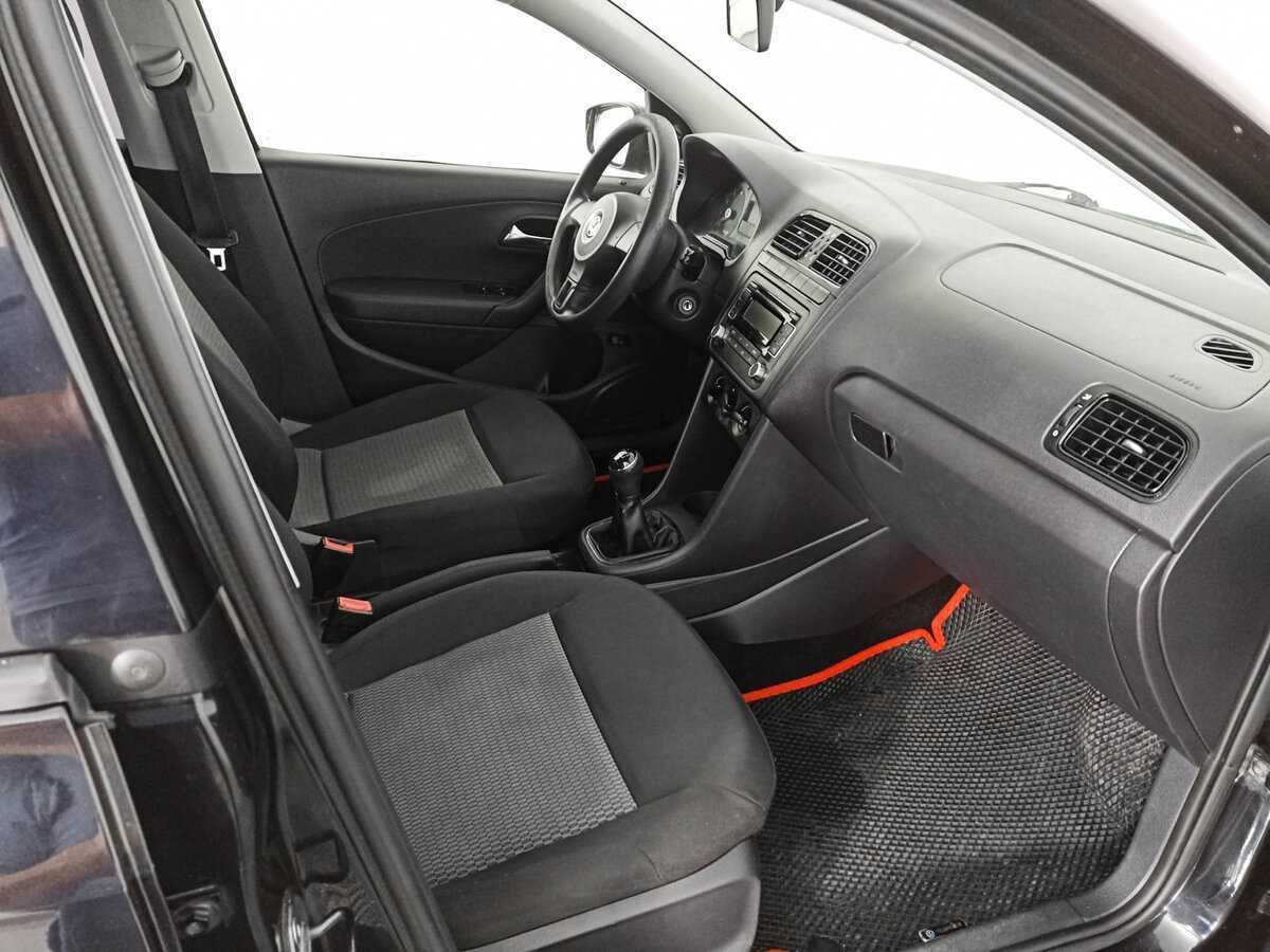 Купить Volkswagen Polo с пробегом. Фото: #8
