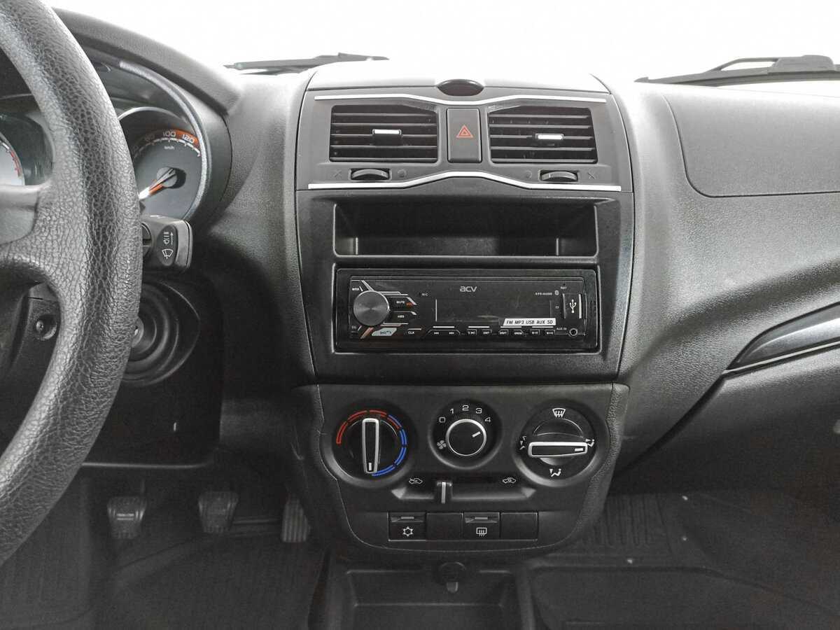 Купить Lada (ВАЗ) Granta с пробегом. Фото: #10