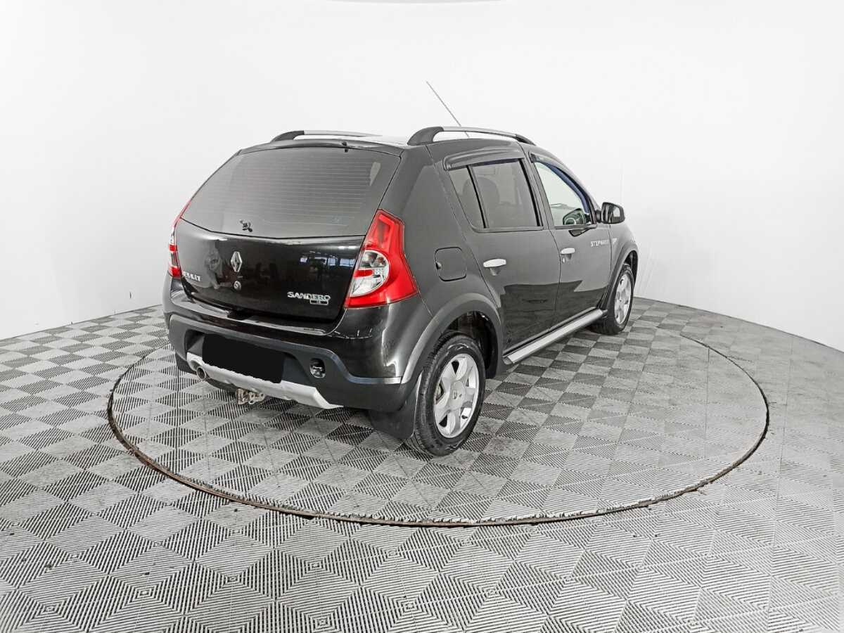 Купить Renault Sandero с пробегом. Фото: #4