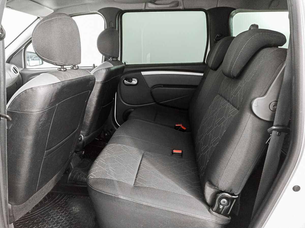 Купить Lada (ВАЗ) Largus с пробегом. Фото: #9