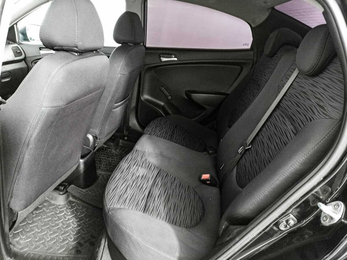 Купить Hyundai Solaris с пробегом. Фото: #9