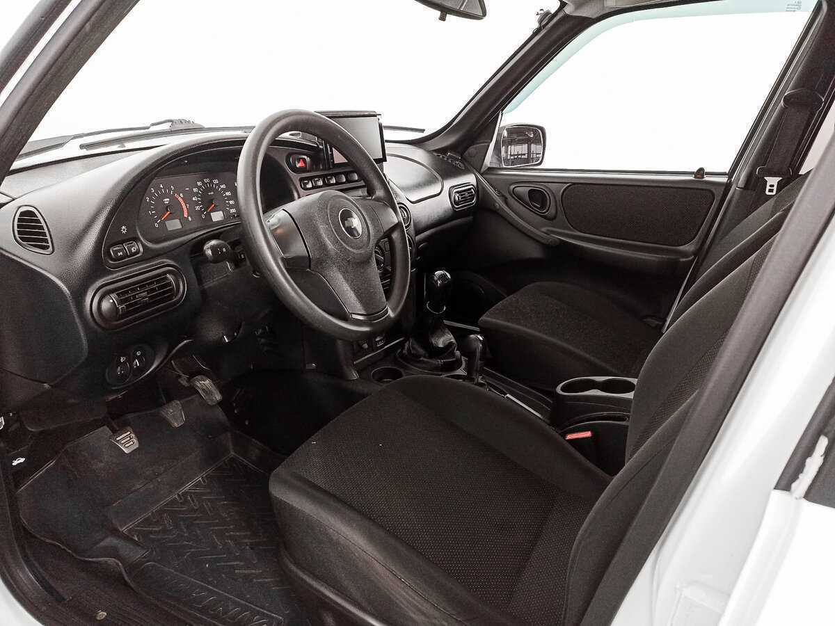 Купить Chevrolet Niva с пробегом. Фото: #11