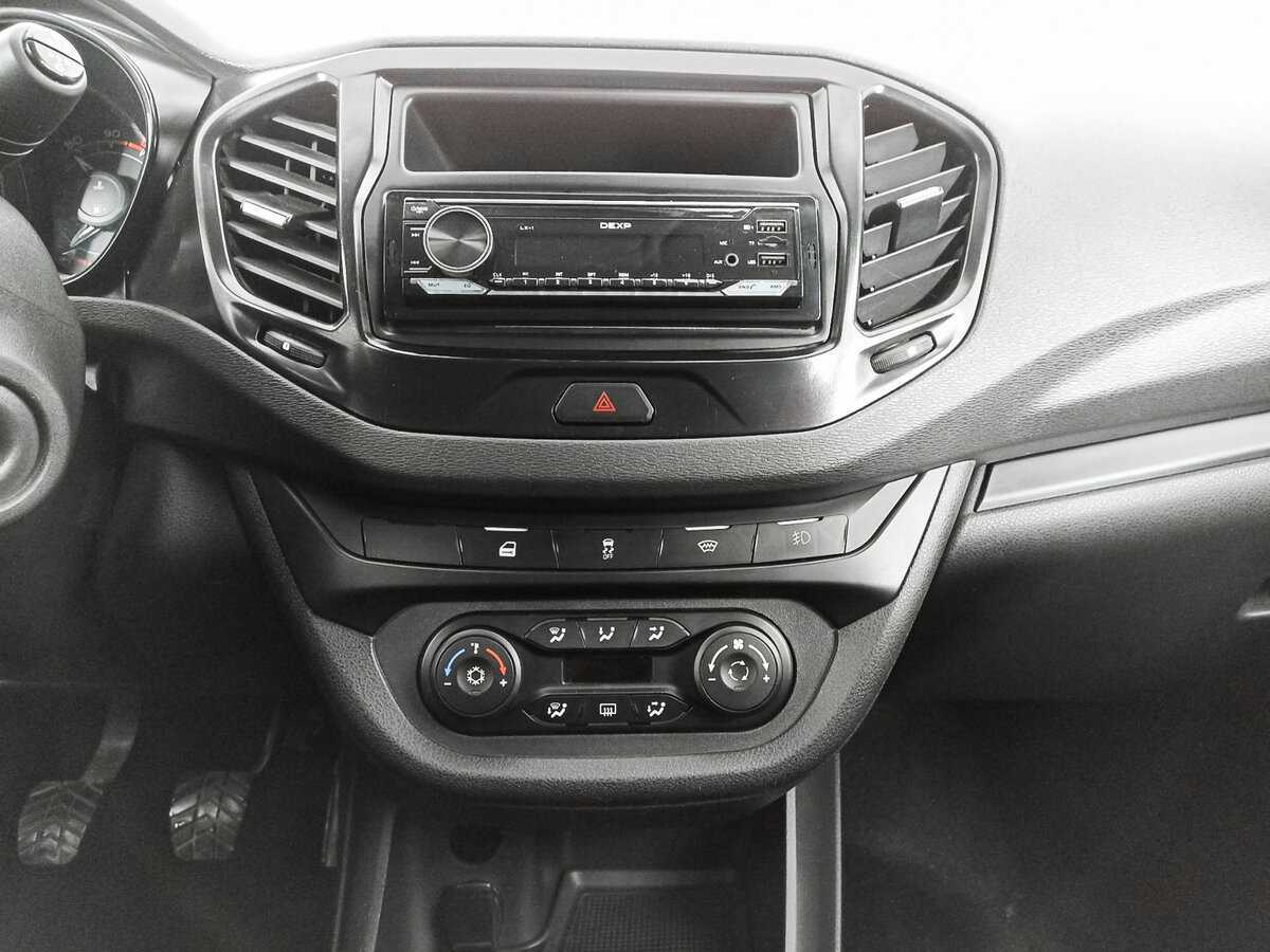 Купить Lada (ВАЗ) Vesta с пробегом. Фото: #12