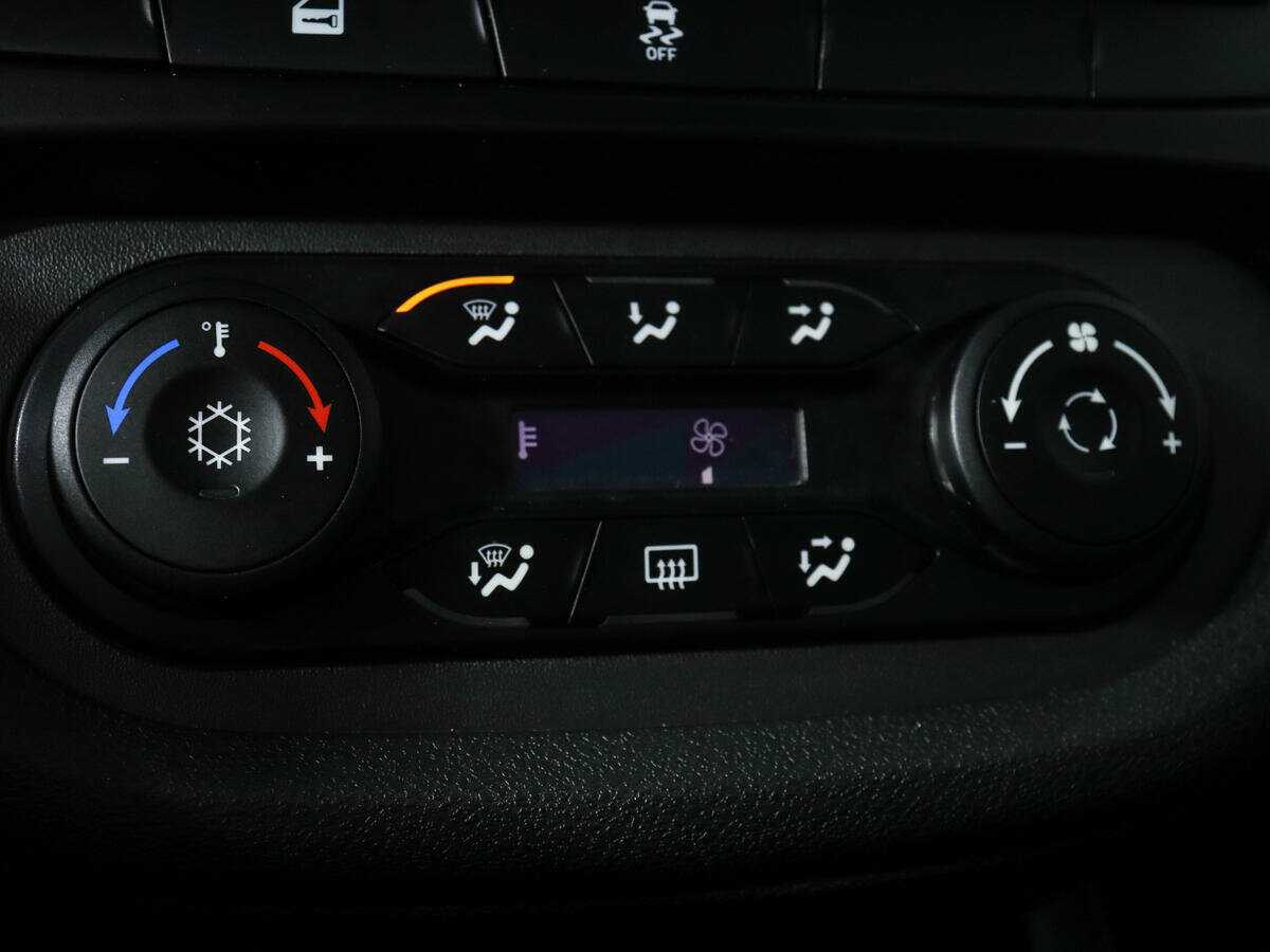 Купить Lada (ВАЗ) Vesta с пробегом. Фото: #14