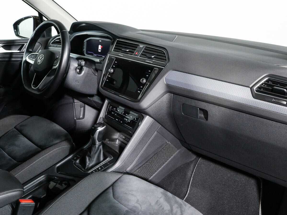Купить Volkswagen Tiguan с пробегом. Фото: #6