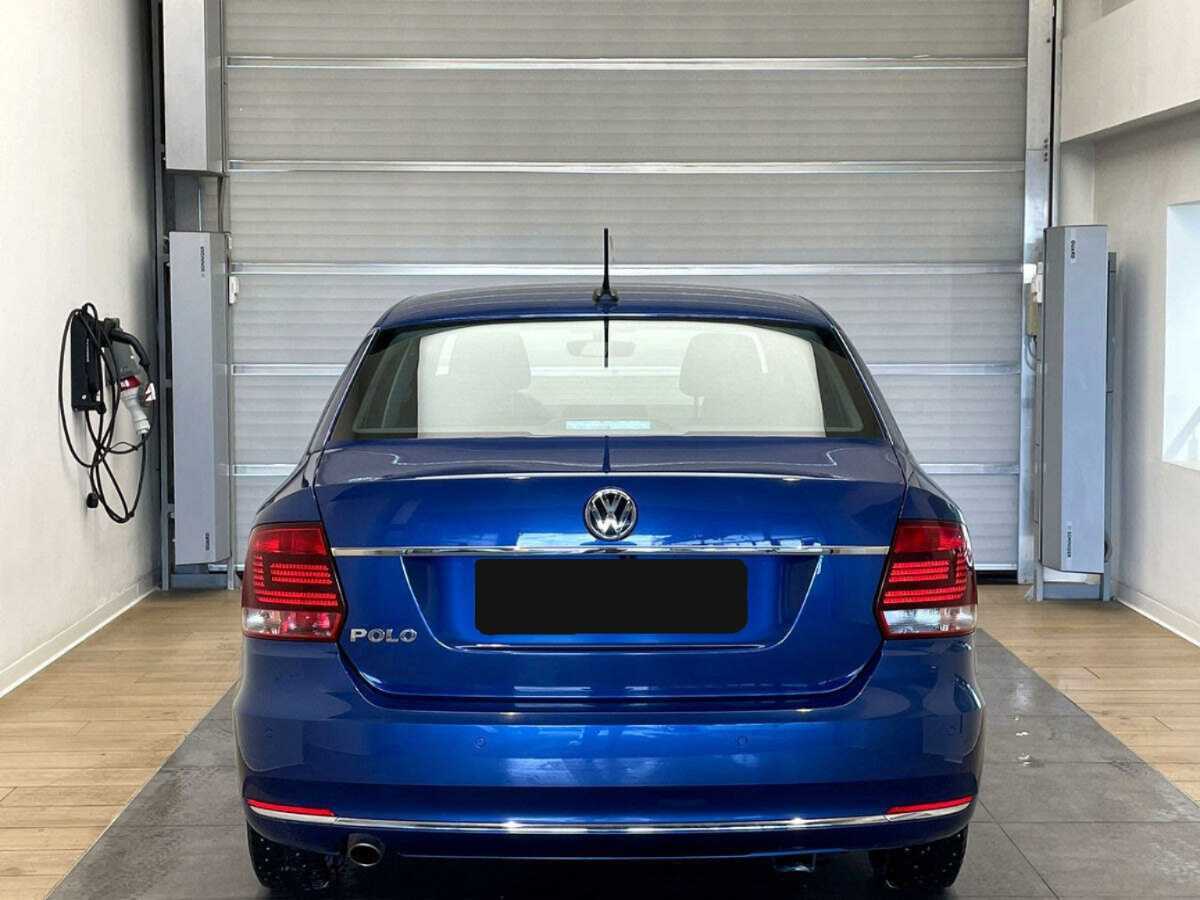 Купить Volkswagen Polo с пробегом. Фото: #4
