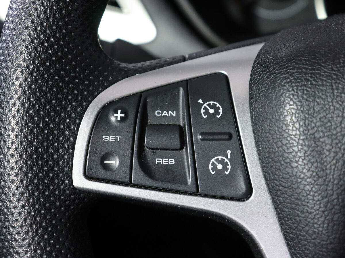 Купить Lada (ВАЗ) Vesta с пробегом. Фото: #12