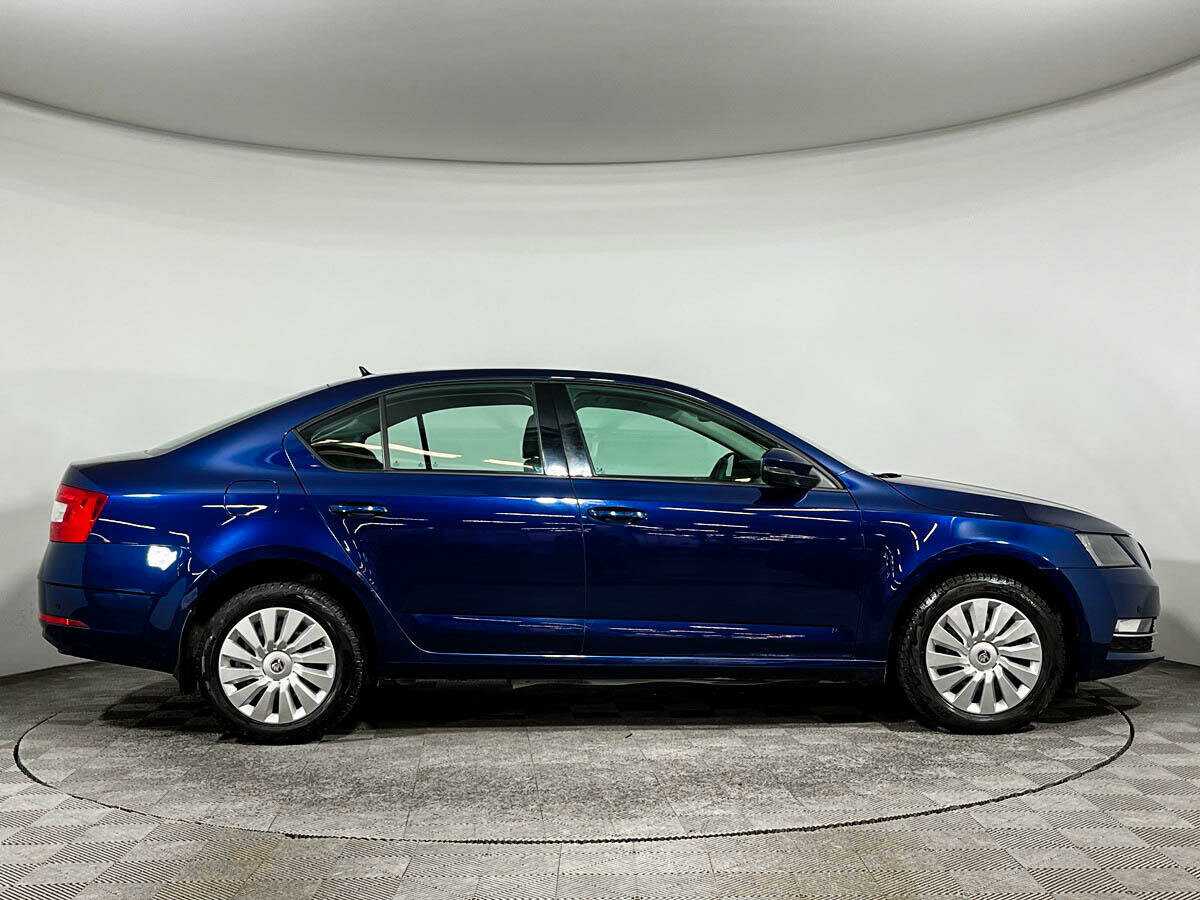 Купить Skoda Octavia с пробегом. Фото: #3