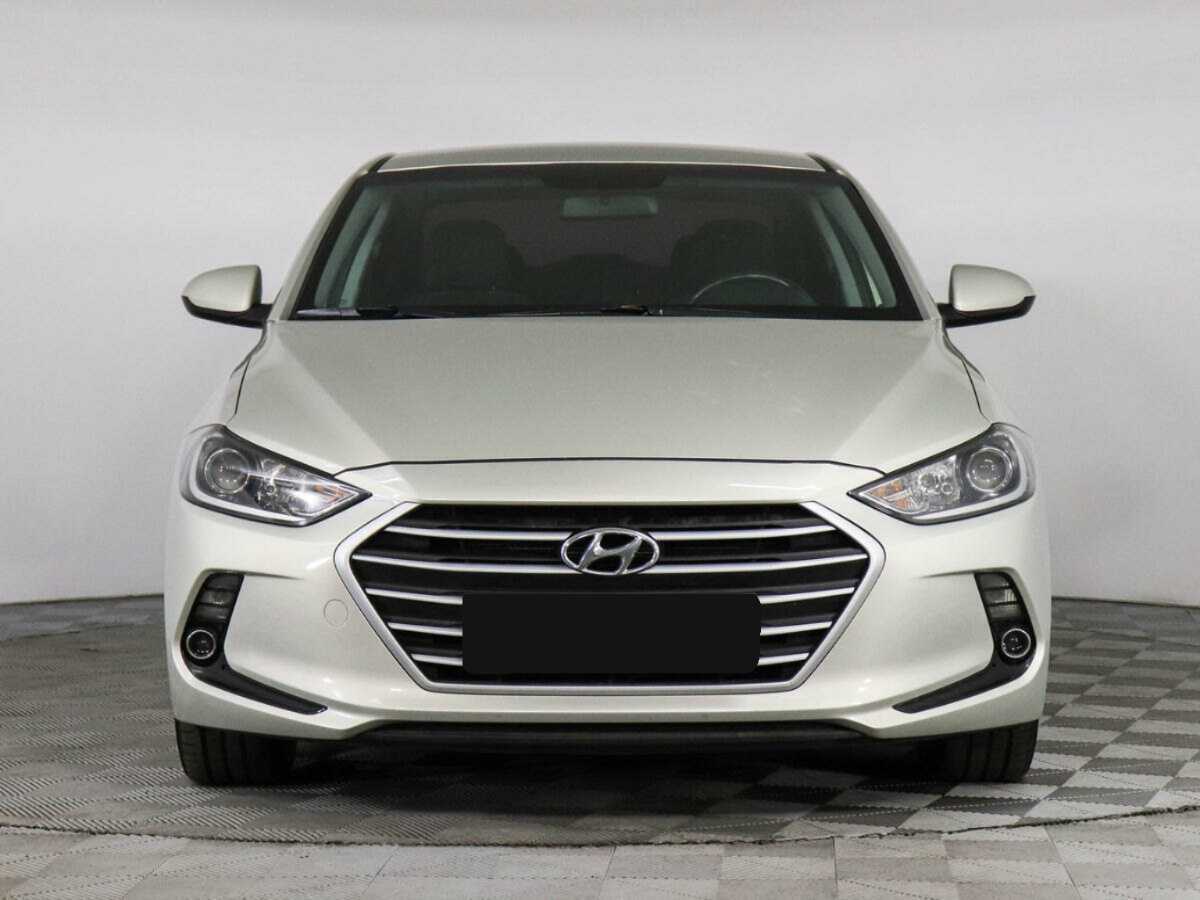 Купить Hyundai Elantra с пробегом. Фото: #1