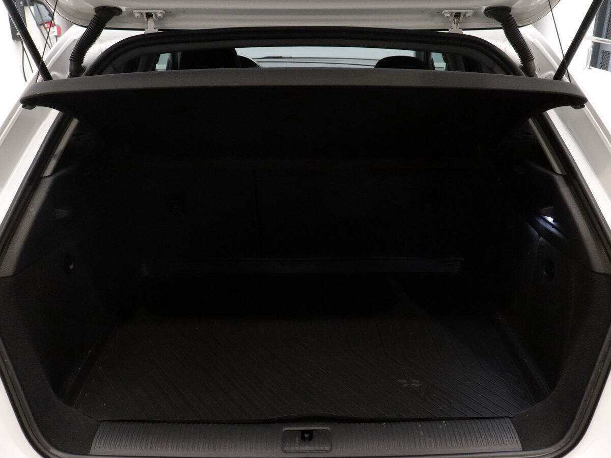 Купить Audi A3 с пробегом. Фото: #9