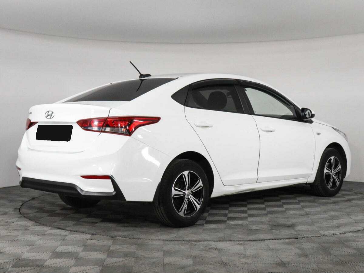 Купить Hyundai Solaris с пробегом. Фото: #4