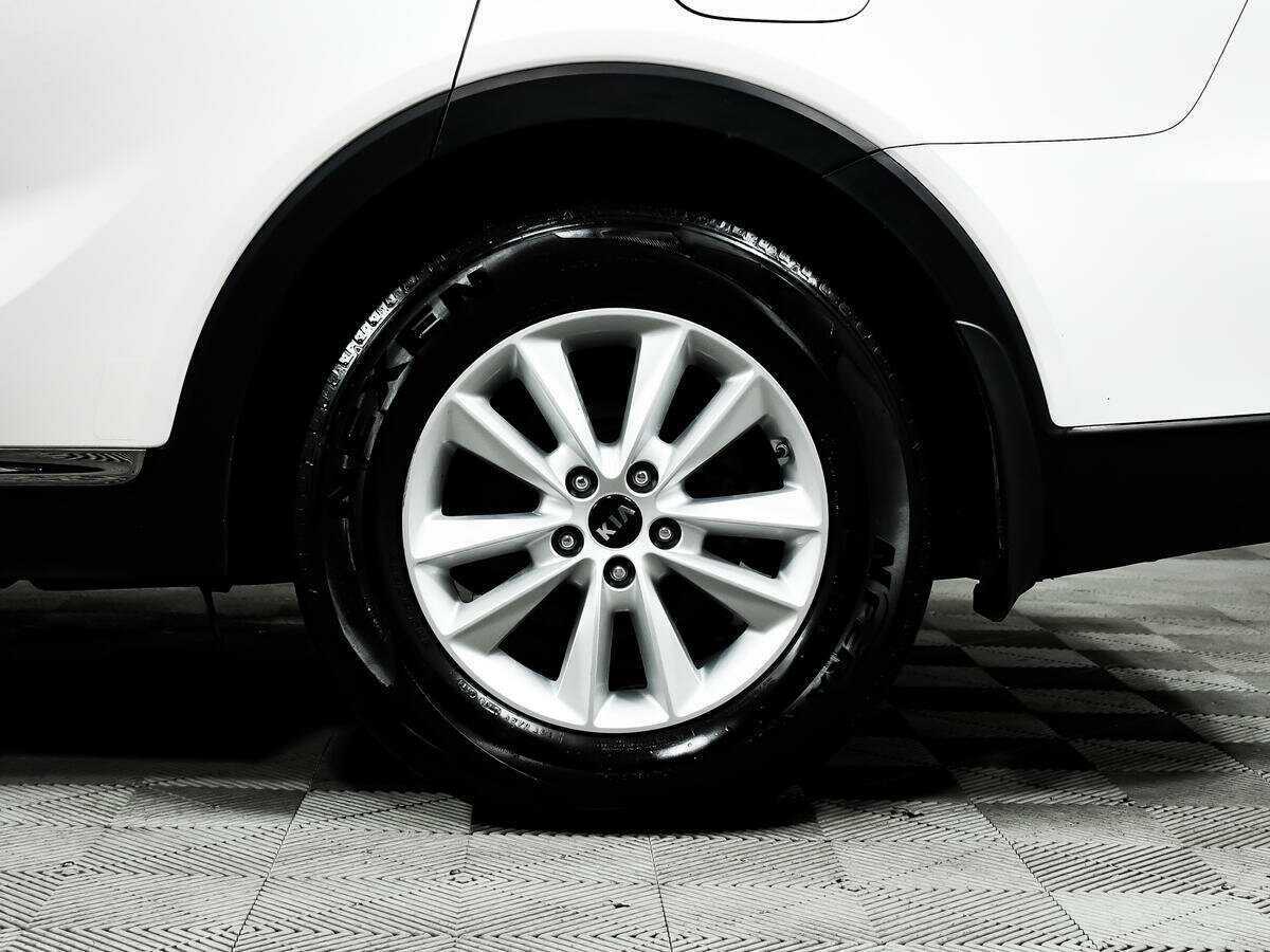 Купить Kia Sorento с пробегом. Фото: #13